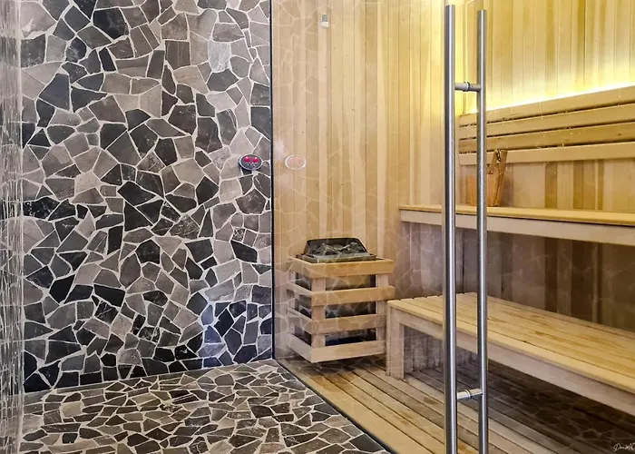 Iik By Groovy Stays- A Hip Condo-hotel With Wifi, Rooftop, Pool, Sleeps 6 4* Tulum