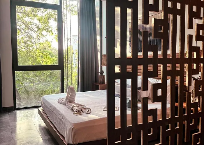 Aparthotel Iik By Groovy Stays- A Hip Condo-hotel With Wifi, Rooftop, Pool, Sleeps 6 4*