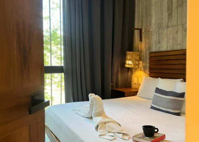Iik By Groovy Stays- A Hip Condo-hotel With Wifi, Rooftop, Pool, Sleeps 6 Tulum